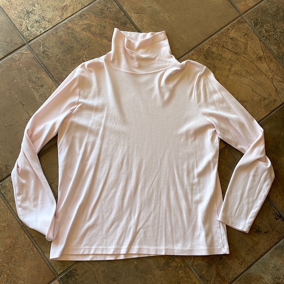 L.L. Bean Top - Picture 1 of 4